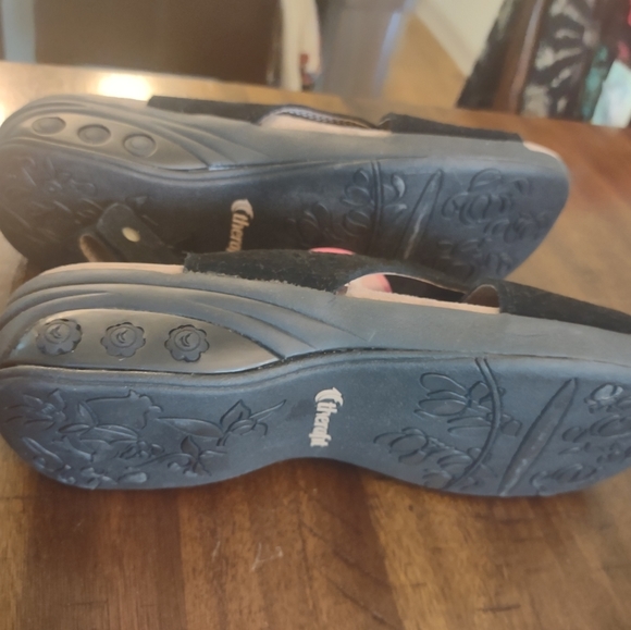 NWT Therafit Footwear black walking sandals - size 8 - Picture 6 of 9